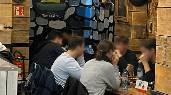 1775763782-Mexicaans eten in gezellig restaurant